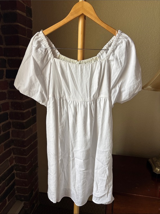 And Now This Dresses & Skirts - And Now This Classic White Puff-Sleeve Mini Dress with Square Neck Size S